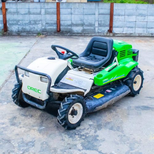 山梨県から買取した、オーレックの乗用草刈機RM98