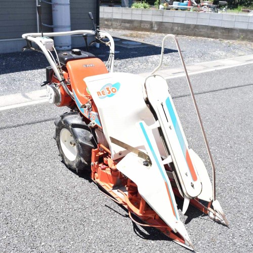 長野県から買取した、クボタのバインダーRE30