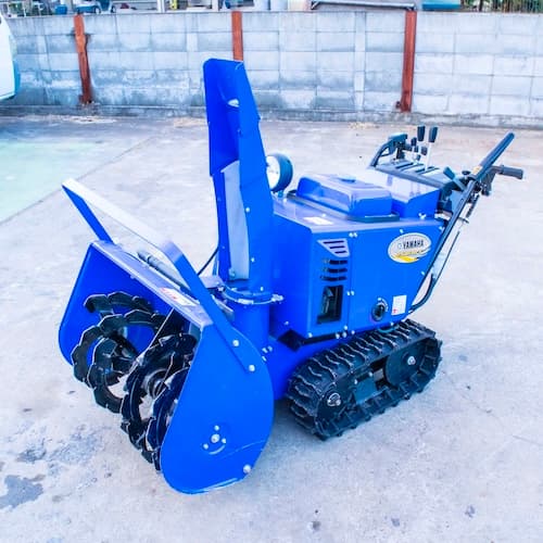 長野県から買取した、ヤマハの除雪機YS1070T