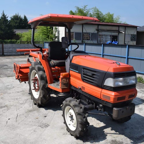 兵庫県から買取した、クボタのトラクターGL241