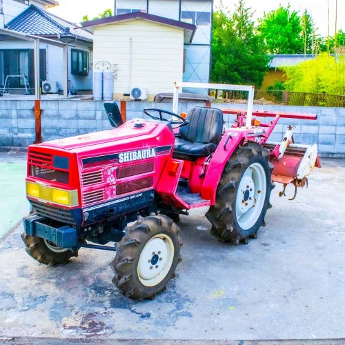 埼玉県から買取した、シバウラのトラクターD215F